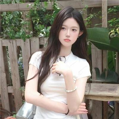 黄桷树下的孩子们
